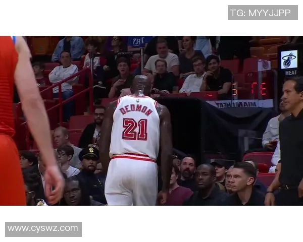 猛龙大胜热火,稳居东部前三宝座 猛龙大胜热火,稳居东部前三宝座