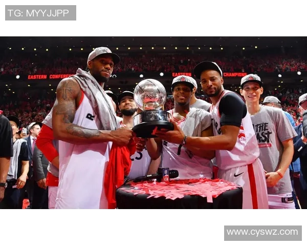 猛龙横扫老鹰,莱昂纳德再砍30+,稳坐球队核心 猛龙横扫老鹰,莱昂纳德再砍30+,稳坐球队核心